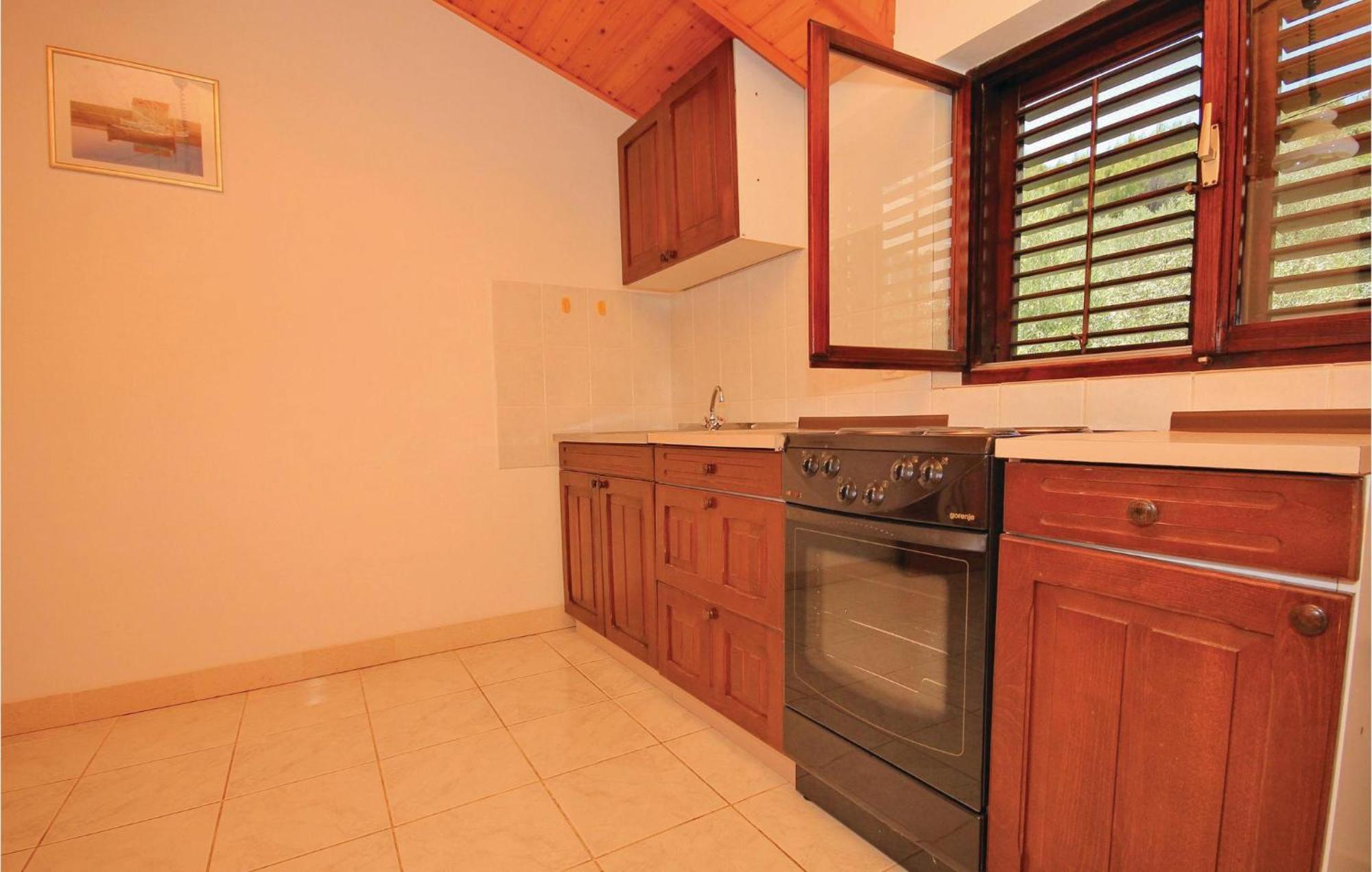 Gorgeous Apartment In Prigradica With Kitchen Kültér fotó